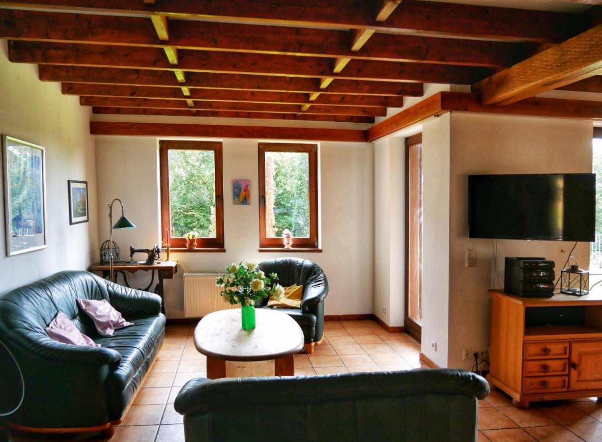 Landhaus Am See Von Robertville Waimes Ngoại thất bức ảnh